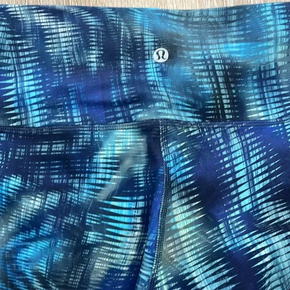 Lululemon Wunder Train 25” - Picture 5 of 5